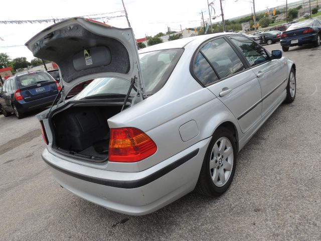 BMW 3 series 2003 photo 16