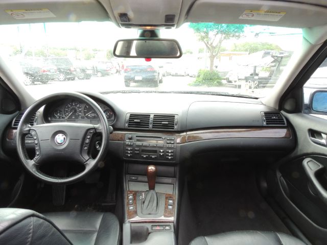 BMW 3 series 2003 photo 17