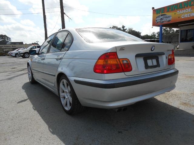 BMW 3 series 2003 photo 2