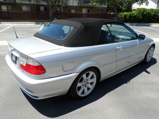 BMW 3 series Chief Convertible