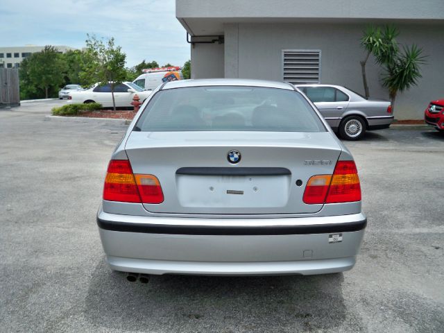 BMW 3 series 2003 photo 1