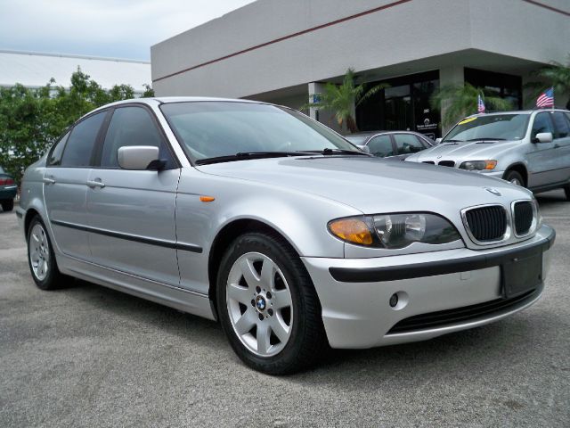 BMW 3 series 2003 photo 2