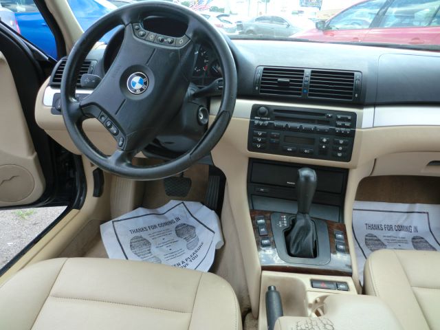 BMW 3 series 2003 photo 2