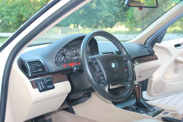 BMW 3 series 2003 photo 18