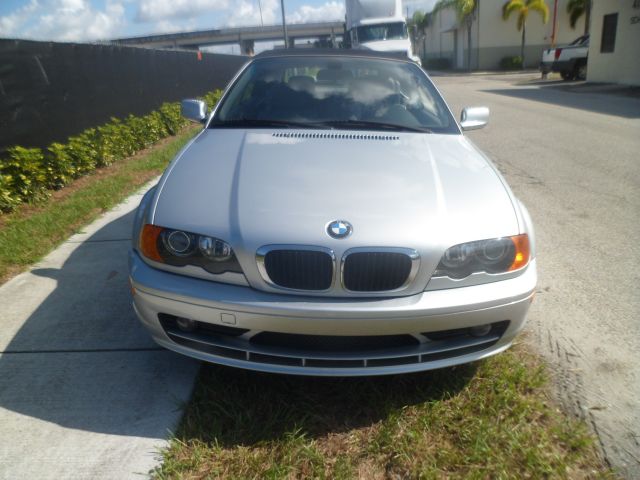 BMW 3 series 2003 photo 1