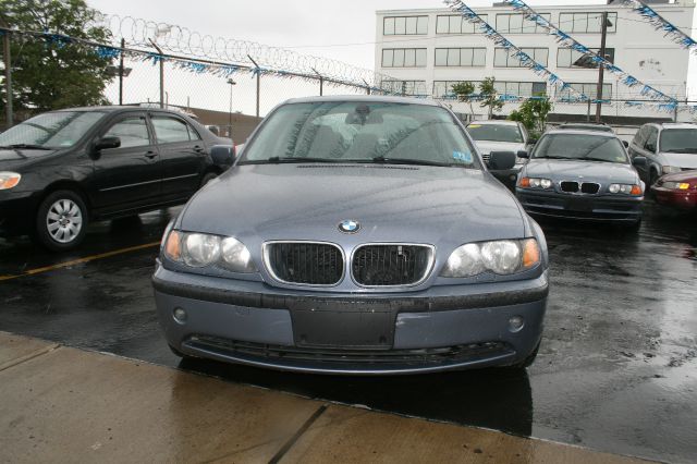 BMW 3 series 2003 photo 2