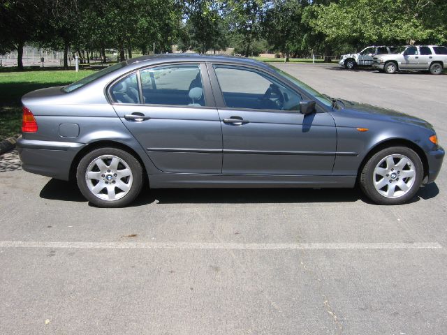 BMW 3 series 323i 4dr Sdn Sedan Sedan