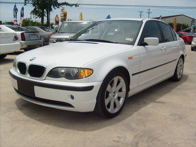 BMW 3 series 2003 photo 2