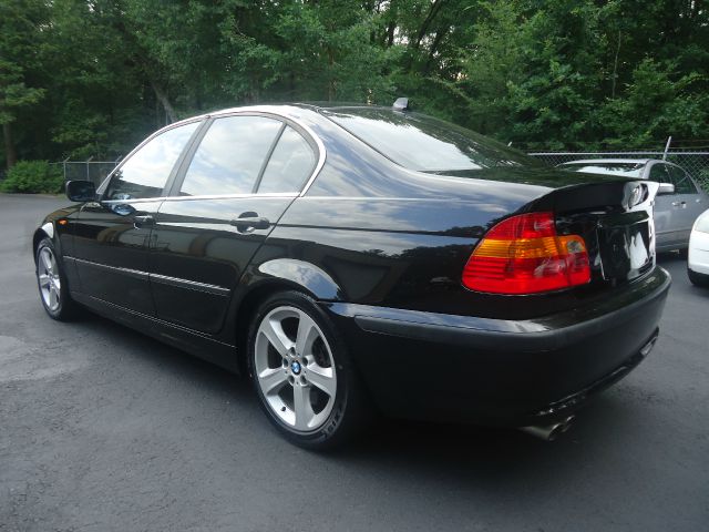 BMW 3 series 2004 photo 2