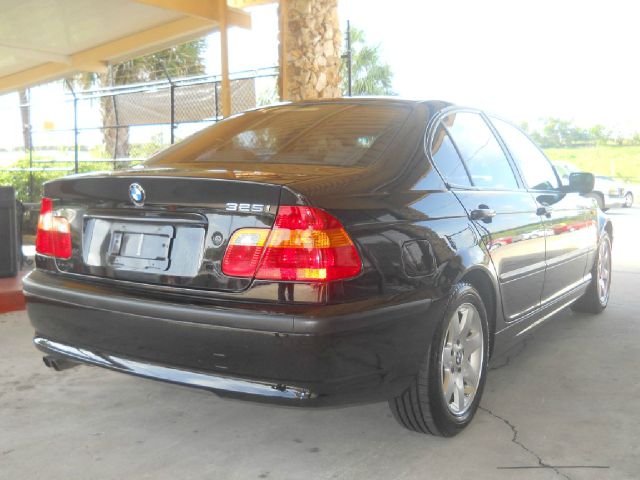 BMW 3 series 2004 photo 2