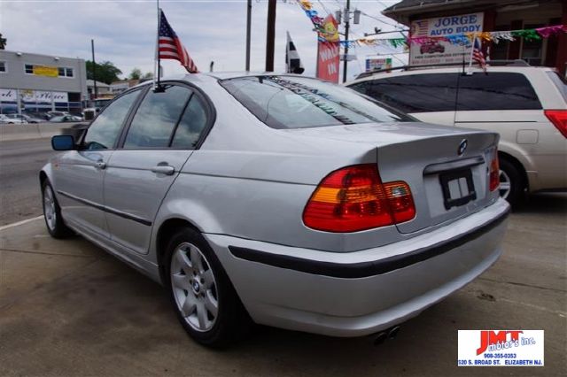 BMW 3 series 2WD 4dr Heat Sedan