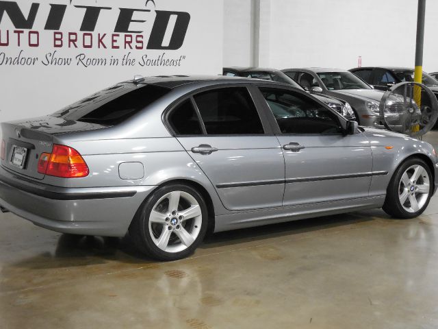 BMW 3 series 2004 photo 1