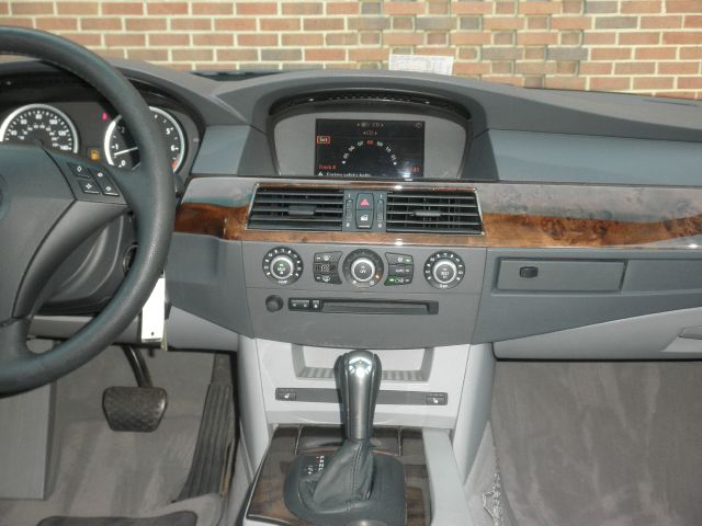 BMW 3 series 2004 photo 3