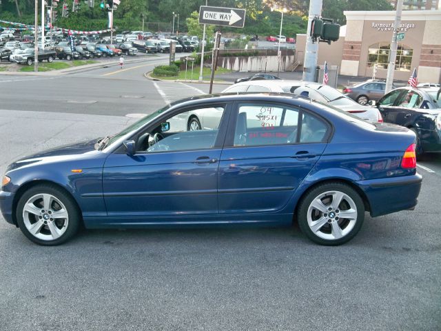 BMW 3 series 2WD 4dr Heat Sedan