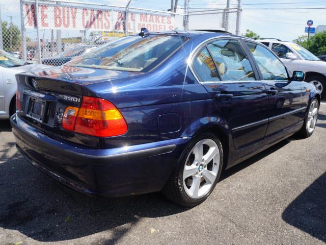 BMW 3 series 2004 photo 4