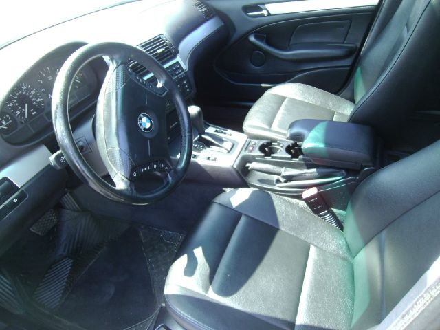 BMW 3 series 2004 photo 2