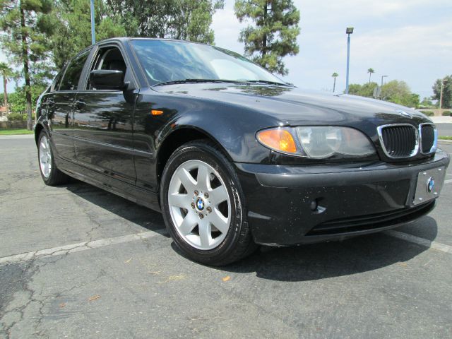 BMW 3 series 2004 photo 2