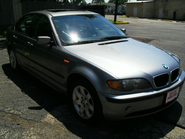 BMW 3 series 2004 photo 2