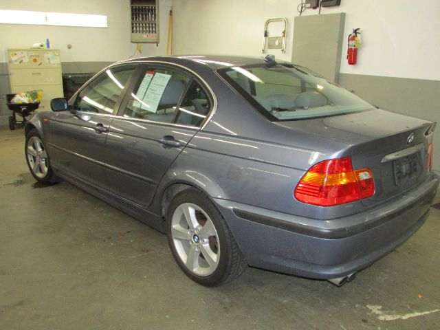 BMW 3 series 2004 photo 3