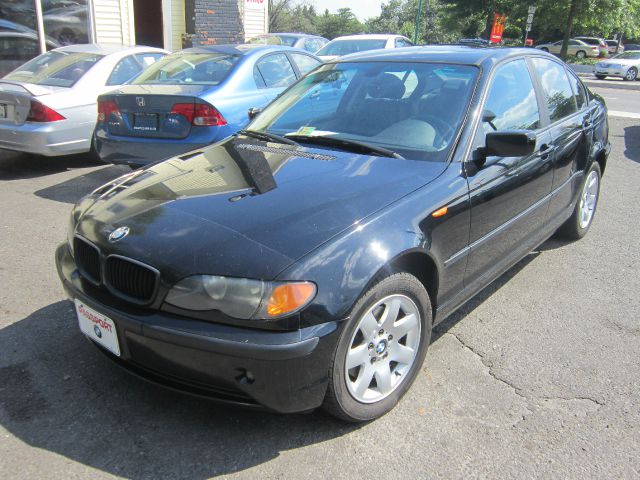 BMW 3 series 2004 photo 2