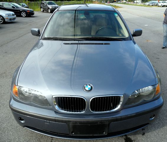 BMW 3 series 2004 photo 2