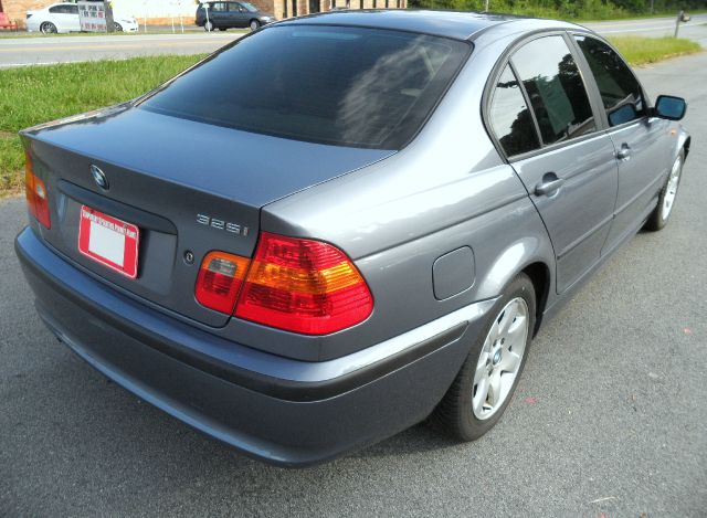 BMW 3 series 2004 photo 4