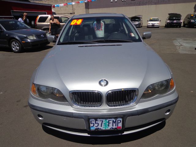 BMW 3 series 2004 photo 2