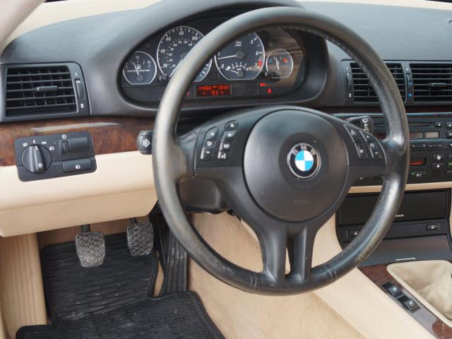 BMW 3 series 2004 photo 2