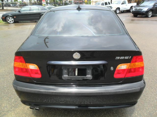 BMW 3 series 2004 photo 2