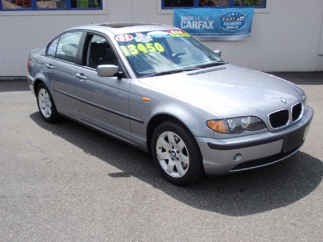 BMW 3 series 2005 photo 2