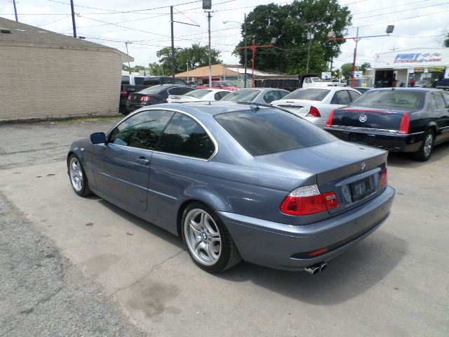 BMW 3 series 2005 photo 2