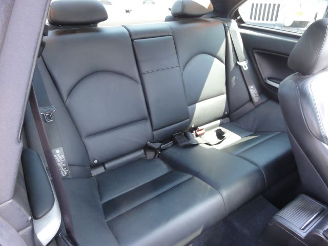 BMW 3 series 2005 photo 2