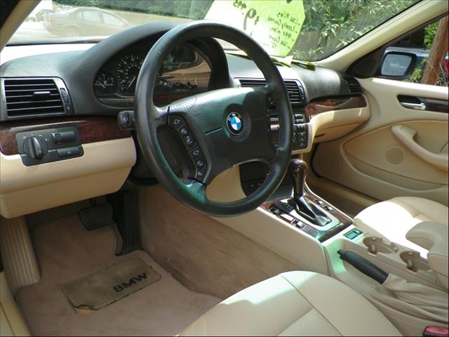 BMW 3 series 2005 photo 2