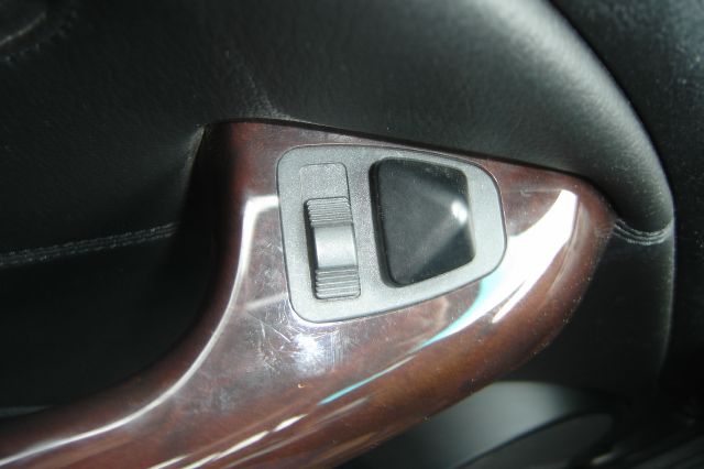 BMW 3 series 2005 photo 2