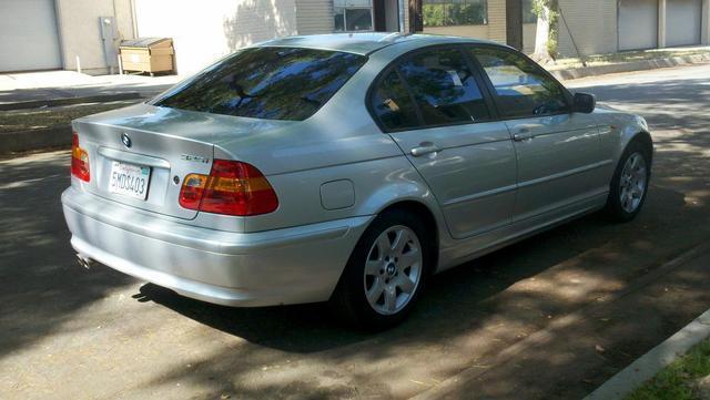 BMW 3 series 2005 photo 2