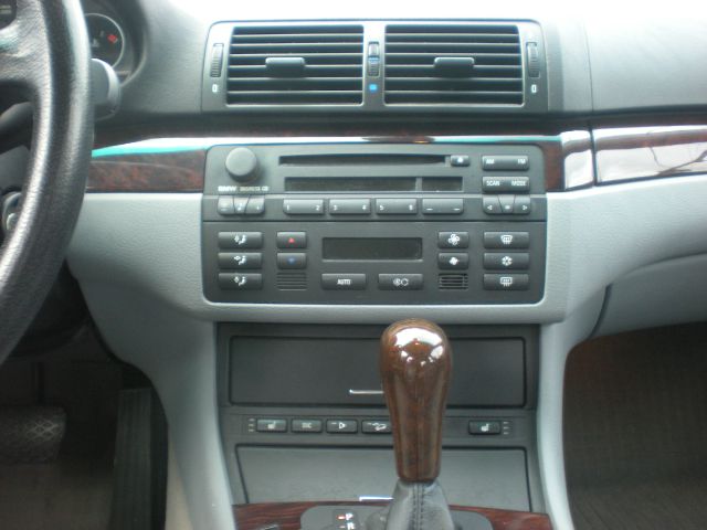 BMW 3 series 2005 photo 10