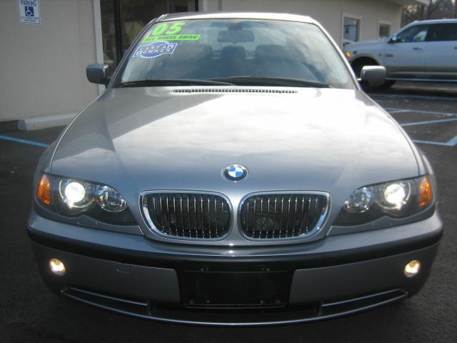 BMW 3 series 2005 photo 2