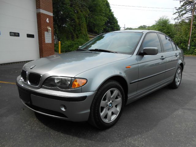 BMW 3 series 2005 photo 2