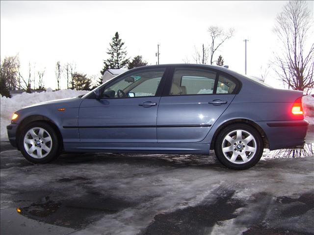 BMW 3 series 323i 4dr Sdn Sedan Sedan