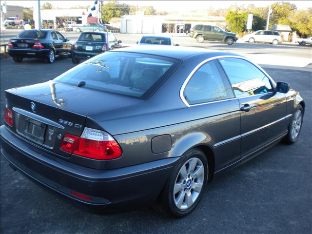 BMW 3 series 2005 photo 4