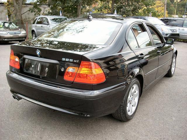 BMW 3 series 2005 photo 2