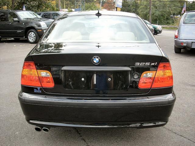 BMW 3 series 2005 photo 3