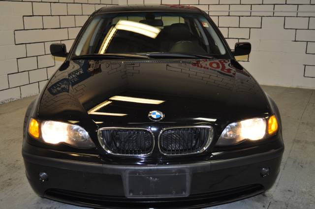 BMW 3 series 2005 photo 2