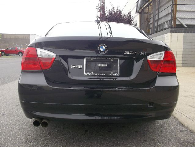 BMW 3 series 2006 photo 2