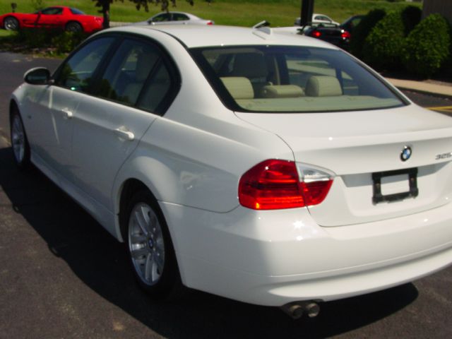 BMW 3 series 2006 photo 2