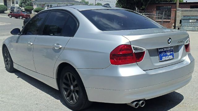 BMW 3 series 2WD 4dr Heat Sedan