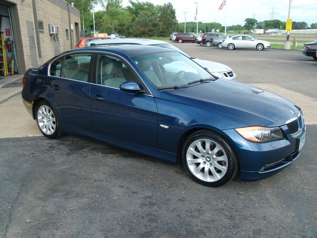 BMW 3 series 4WD 4dr Heat Sedan