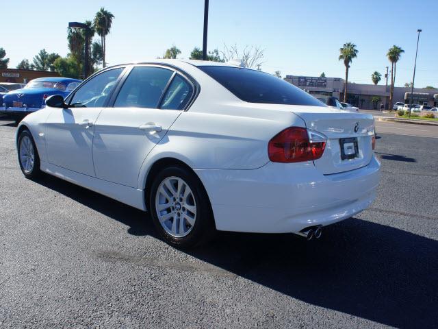 BMW 3 series 2006 photo 2