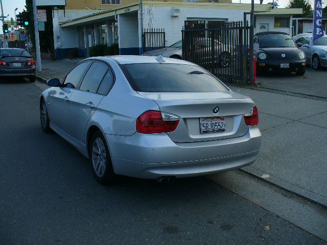 BMW 3 series 2006 photo 2