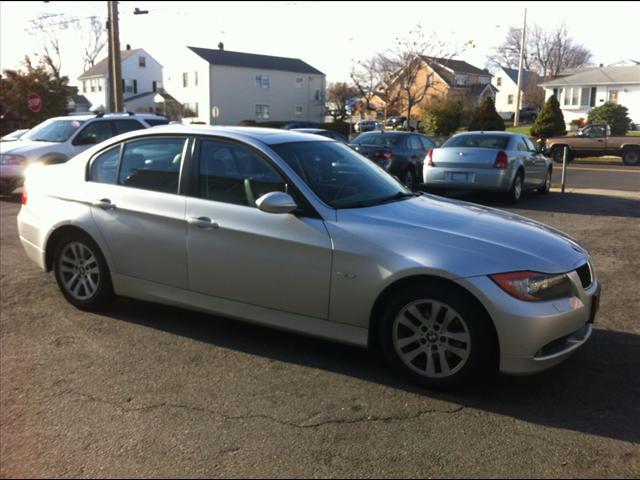 BMW 3 series 323i 4dr Sdn Sedan Sedan